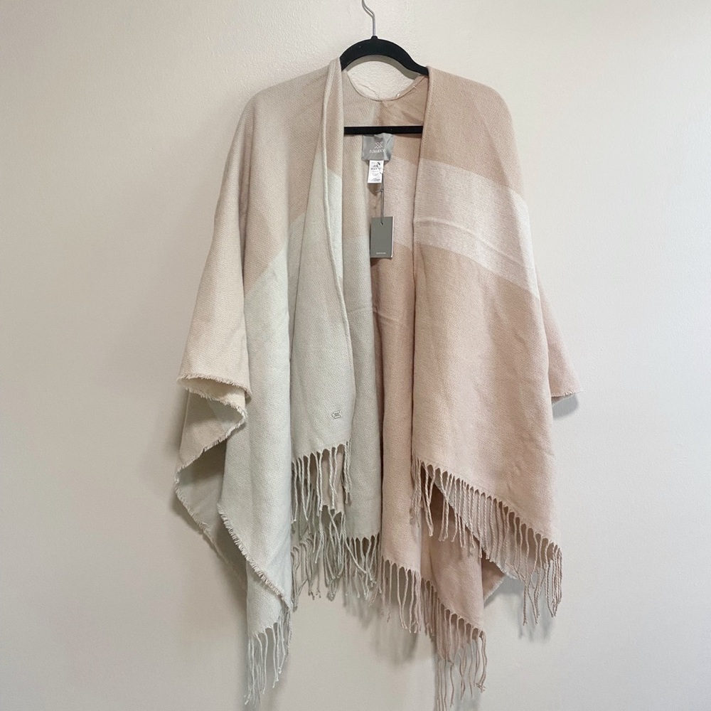 NEW Soia & Kyo Dusty Pink Blanket Shawl Cardigan w/Fringe Poncho Wrap One Size